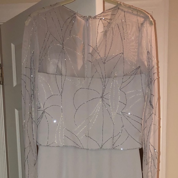 Formal dress gown (silver, grey) - Picture 5 of 8